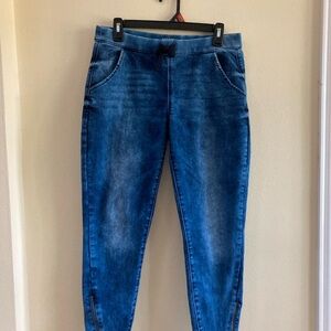 Levi's Dark Blue Jeggings for Women